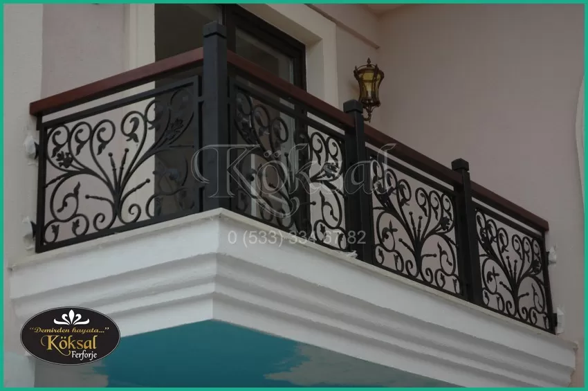 Ferforje Balkon Korkuluğu – Demir Balkon Korkulukları