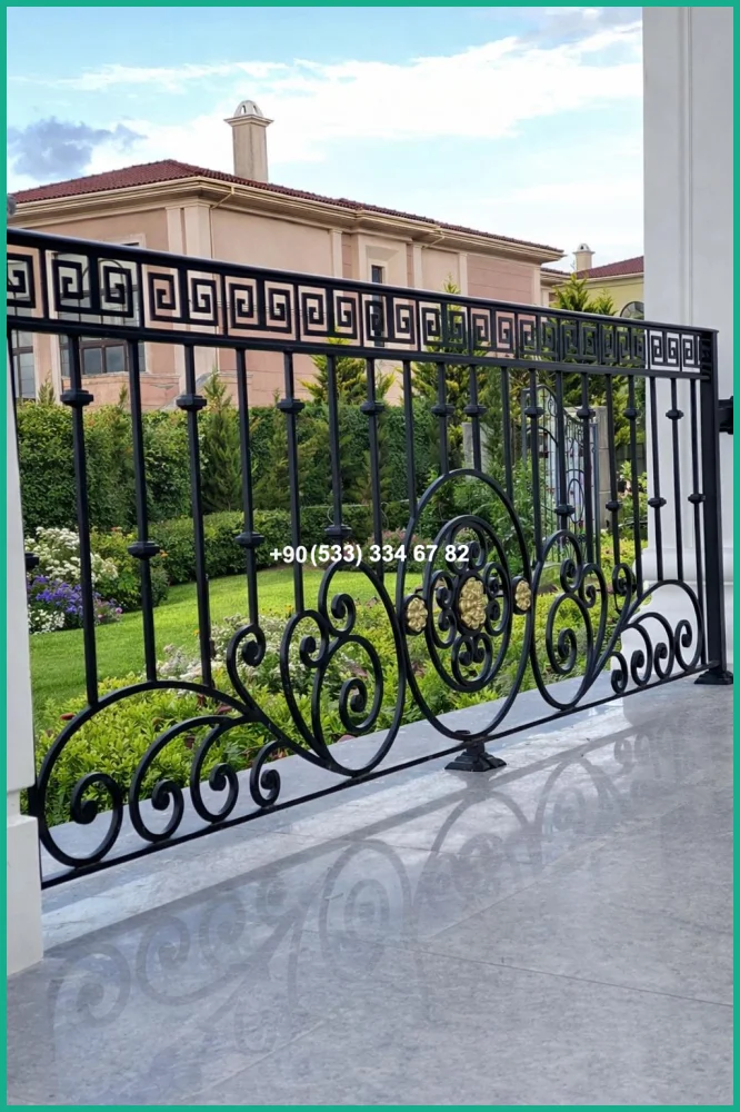 Balkon Korkulukları