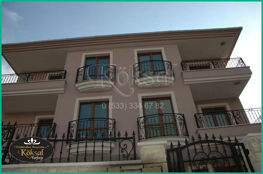 FERFORJE BALKON KORKULUKLARI – BALKON KORKULUK MODELLERİ