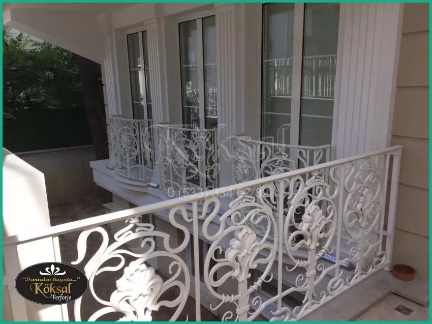 Ferforje Fransız Balkon Korkulukları - Demir Balkon Korkuluk Modelleri