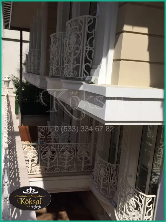 Modern Ferforje Balkon Korkulukları - Ferforje Balkon Korkuluk Modelleri