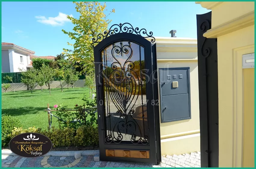Şık Bahçe Kapıları - Dekoratif Bahçe Kapıları