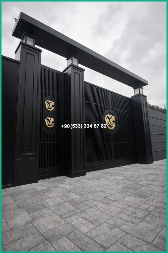 Villa Kapıları