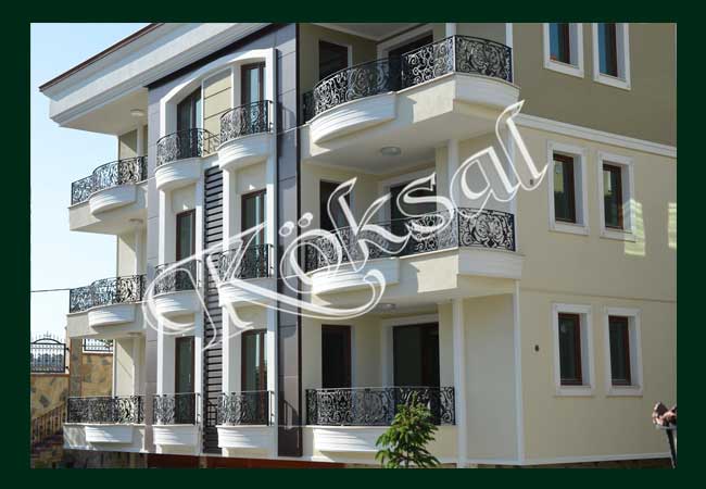 Demir Balkon Korkuluk Örneği