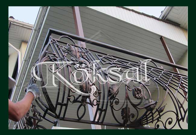 Balkon İçin Ferforjeden Korkuluk