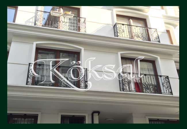 Ferforje Apartman Balkon Korkulukları